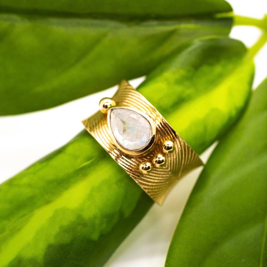 Baizaar - Moonstone Ripple Ring