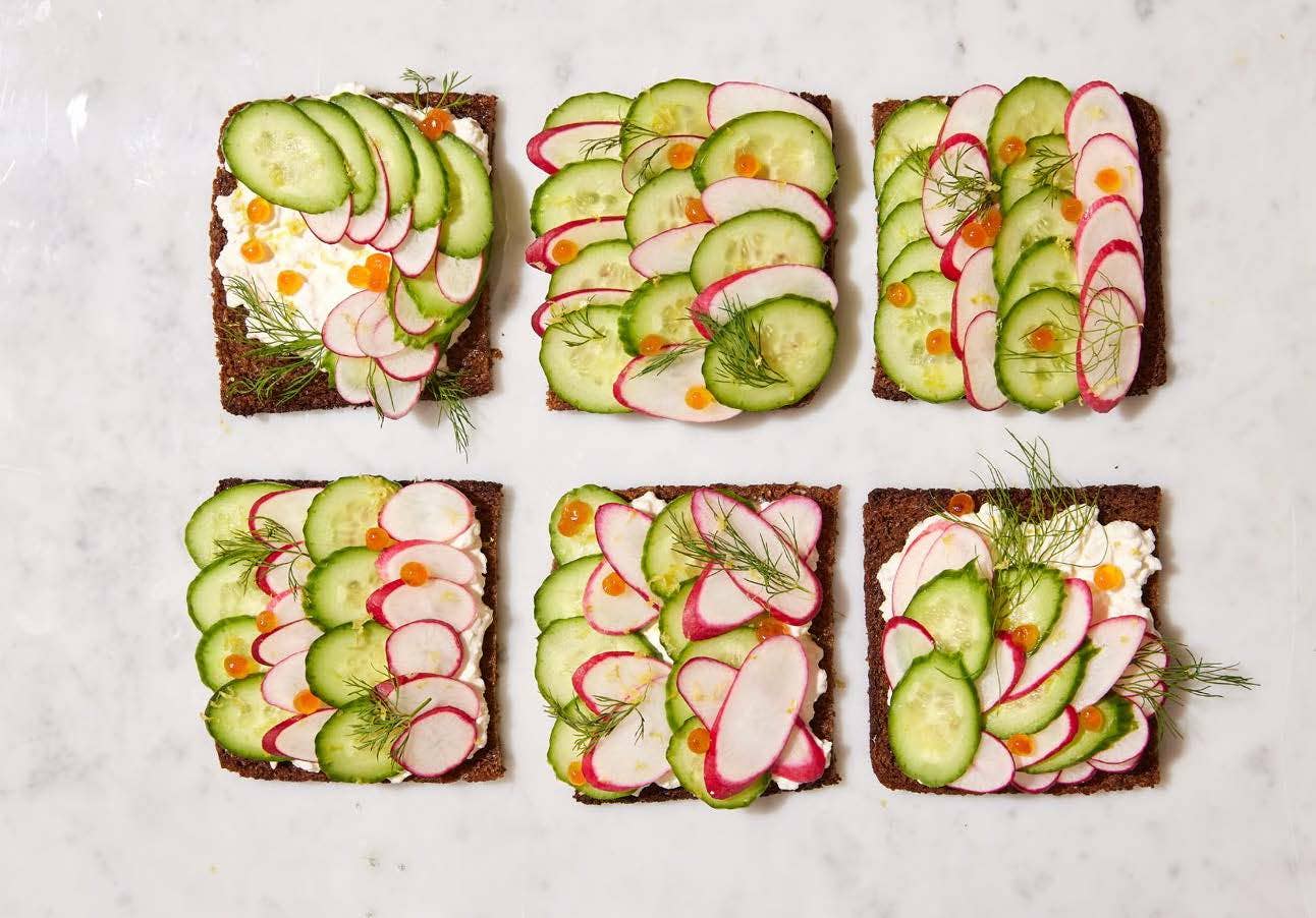 "Snacking Dinners" - Chronicle Books