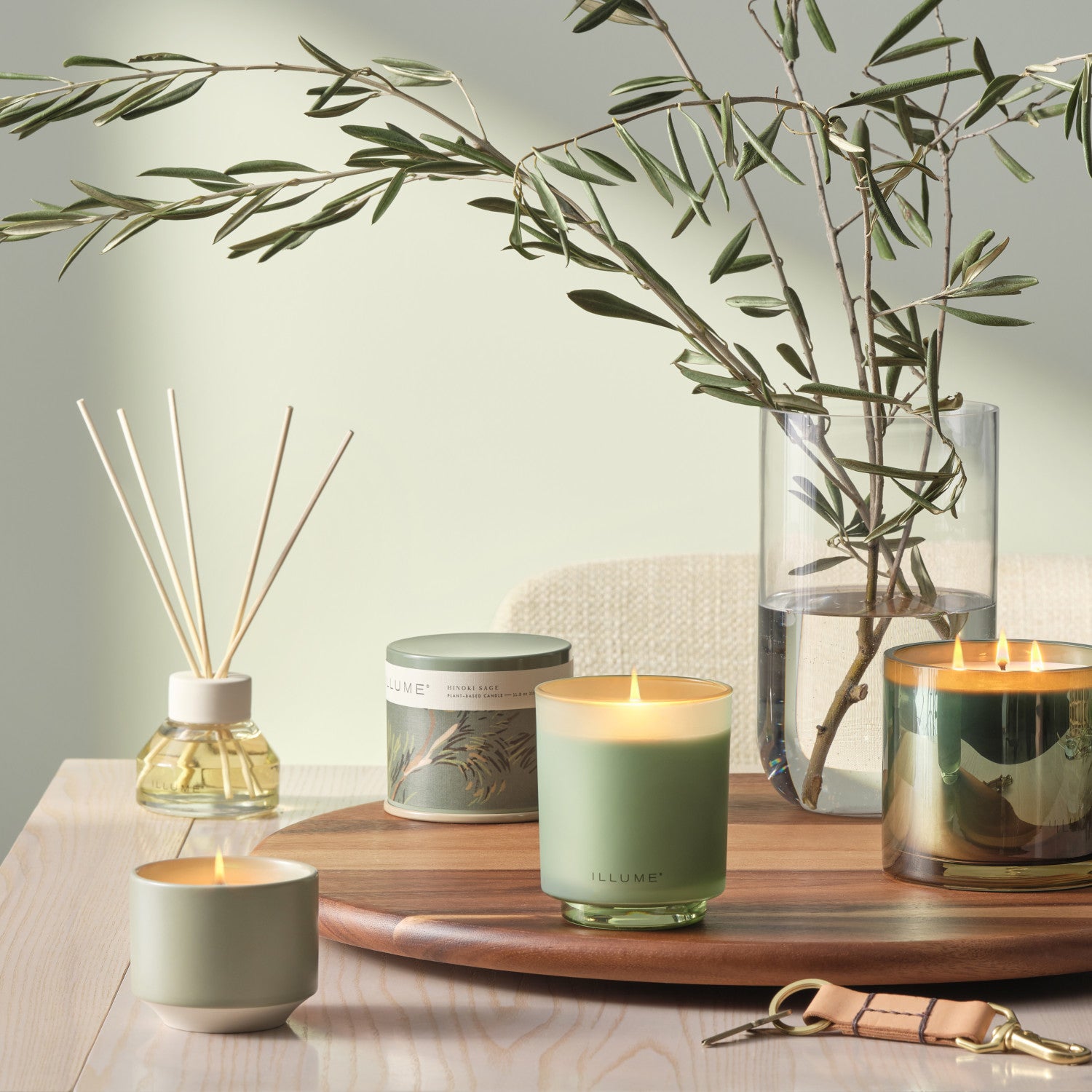 Hinoki Sage Boxed Glass Illume Candle