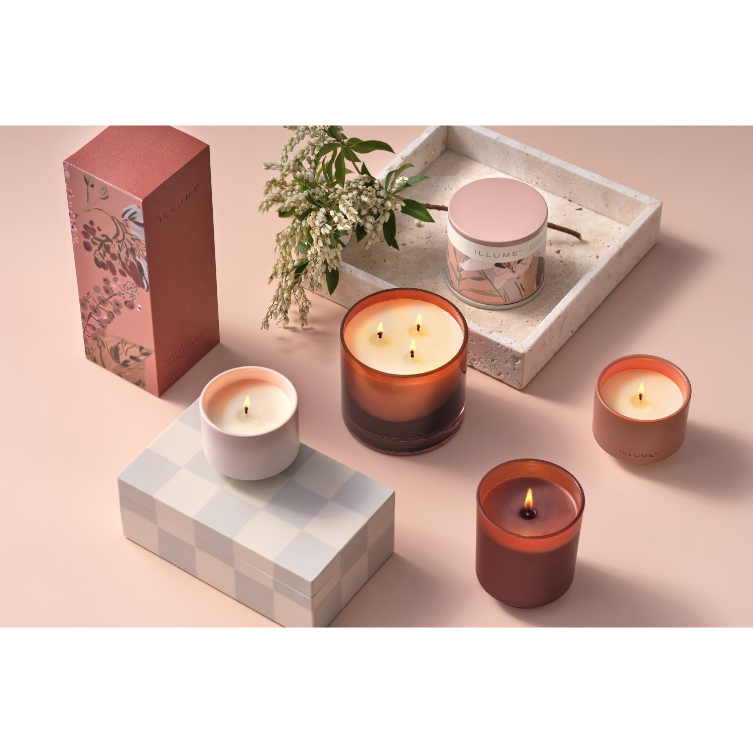 Terra Tabac Statement Glass Illume Candle