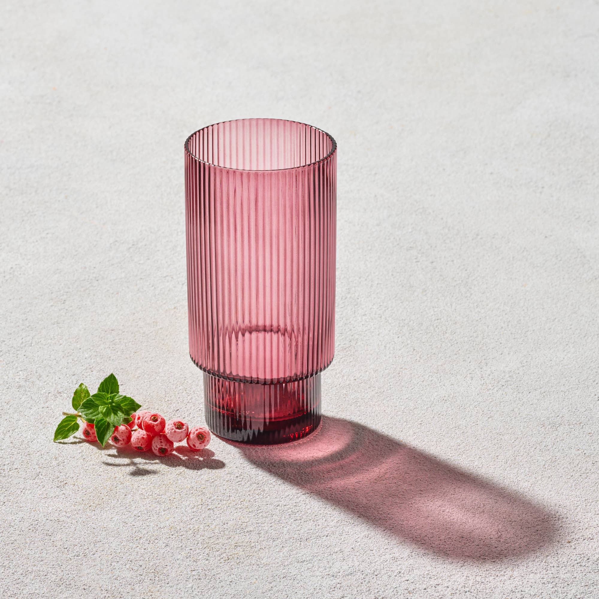 Malibu, Ribbed Glass, Plum, 17oz Wine glass