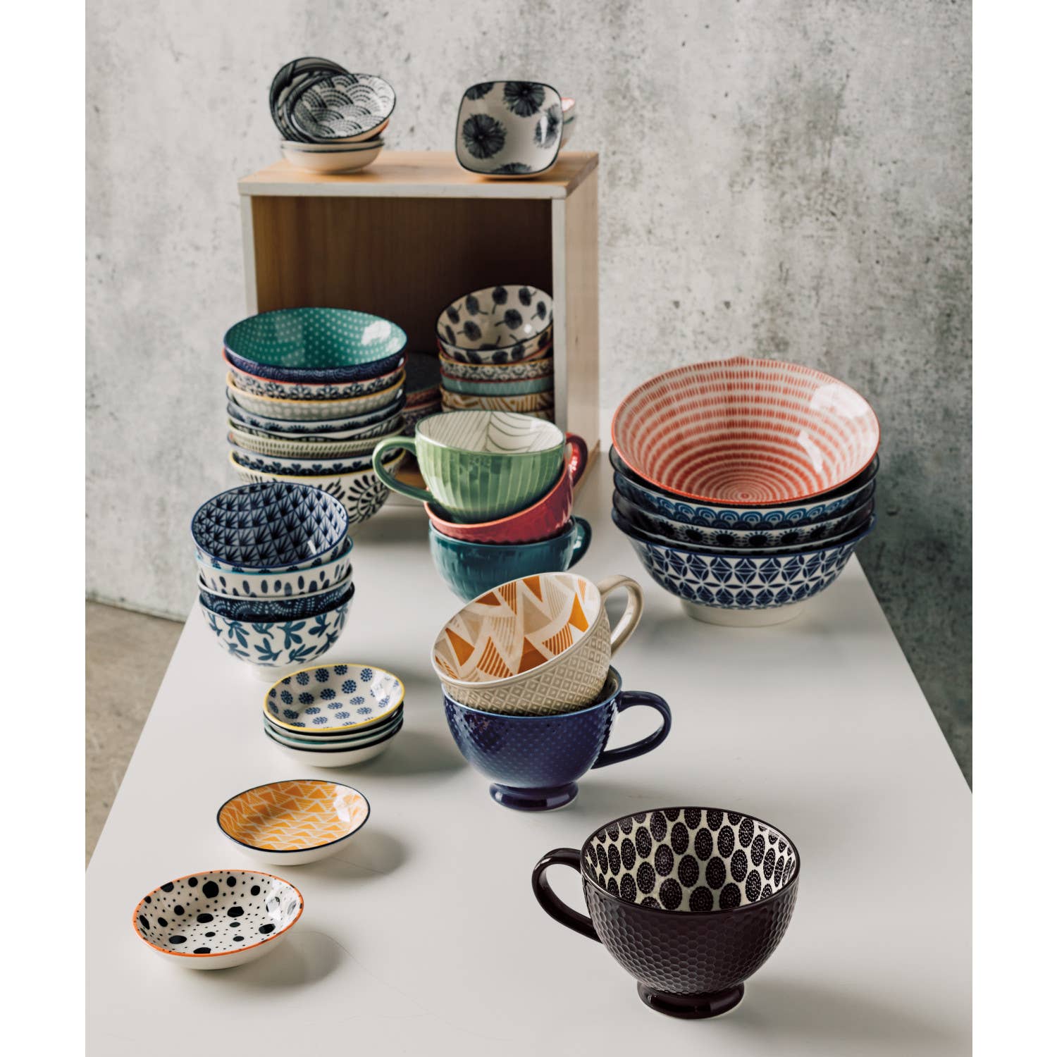 Bits and Dots Black and White Pinch Bowls