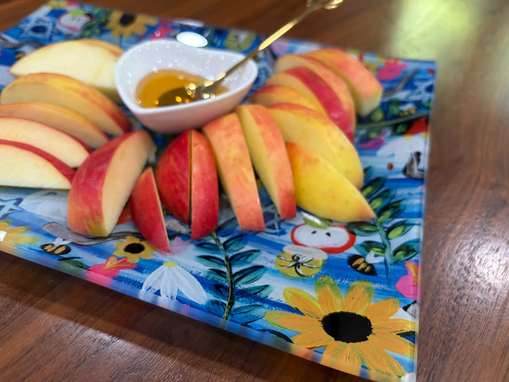 Rosh Hashanah Garden Party | Apple & Honey Dish Set