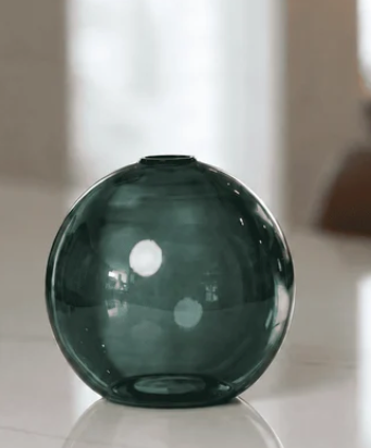 Everlasting Neva Vase