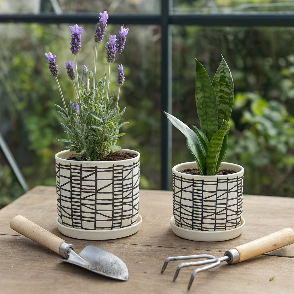 Sagebrook Home - Planters Set of 2 - Beige Ceramic Geometric Saucer, 6/8 in.