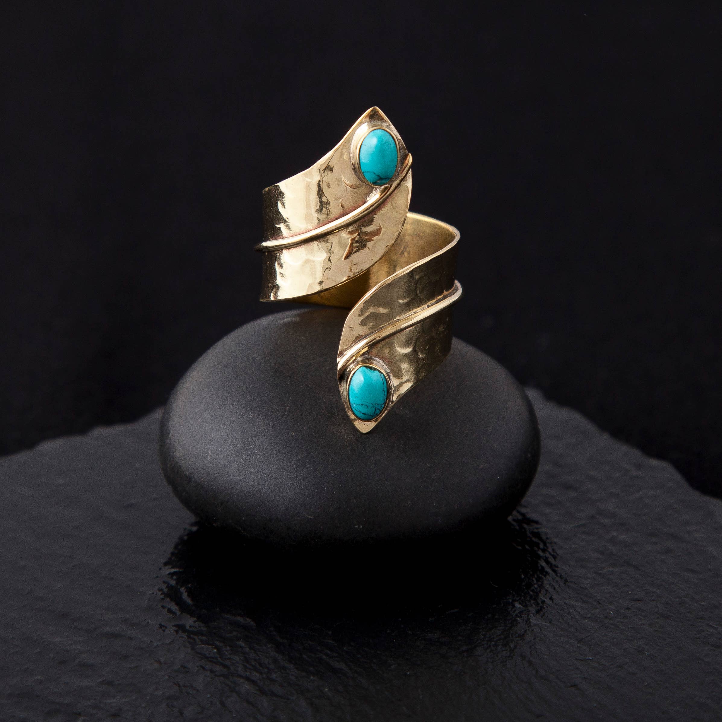 Baizaar - Brass Hammered Wrap Ring with Turquoise