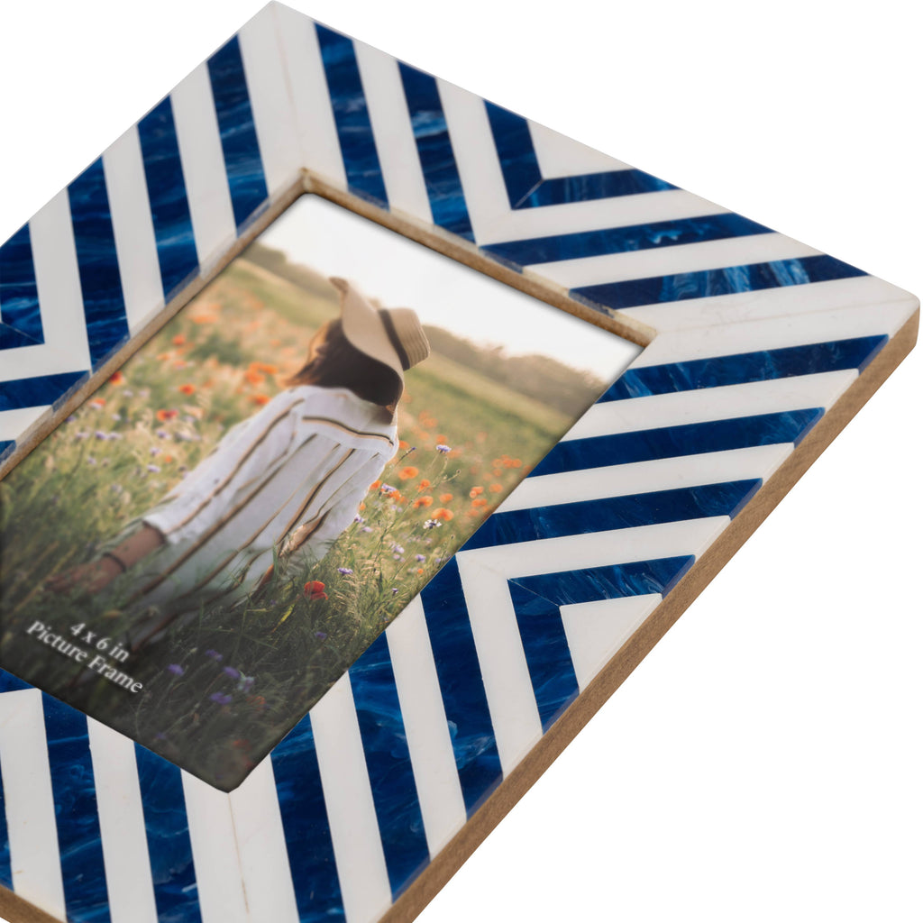 4x6 in. Picture Frame - Blue/White Resin Chevron Striped