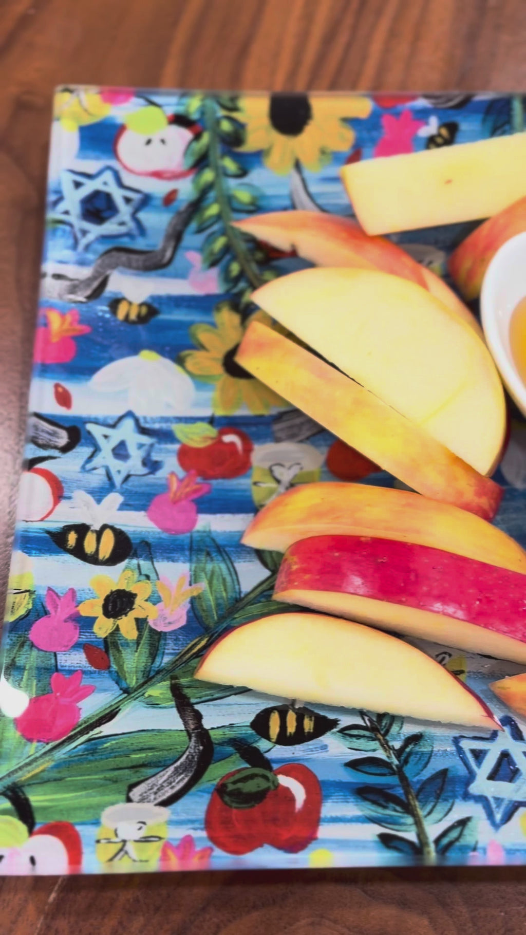 Rosh Hashanah Garden Party | Apple & Honey Dish Set